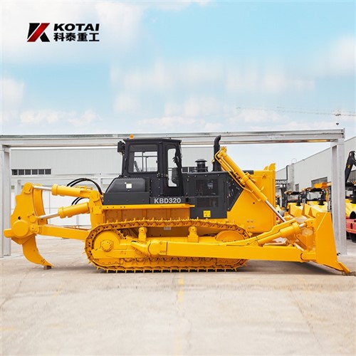 Yog'ochdan yasalgan paletli buldozer